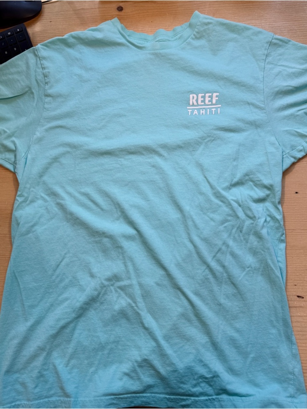 Reef Turquoise Blue Logo Crewneck Tee Women Size Large